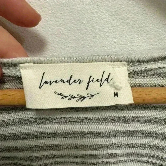 Lavender Field women’s pullover blouse soft grey bell sleeves loose fit size M - Picture 5 of 9